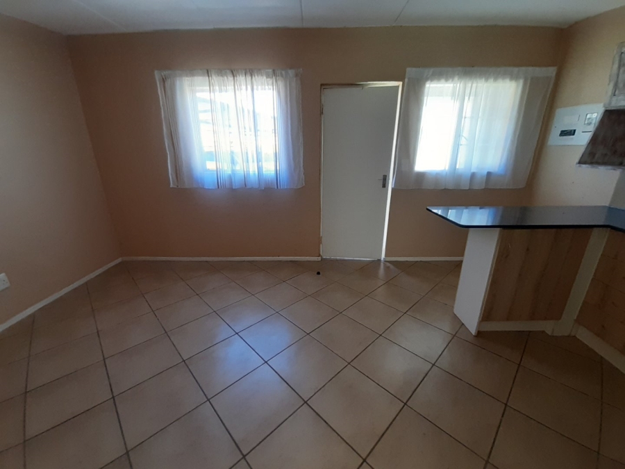 1 Bedroom Property for Sale in Van Der Hoff Park North West